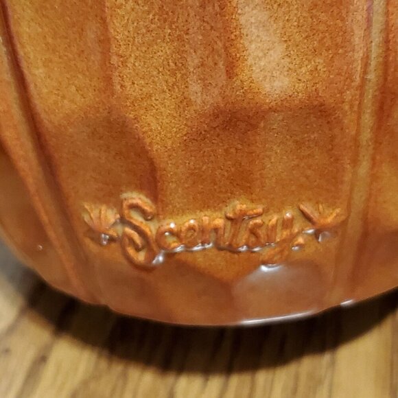Scentsy Pumpkin Electric Wax Warmer Ceramic Autumn Fall Home Decor Retired - Picture 6 of 13